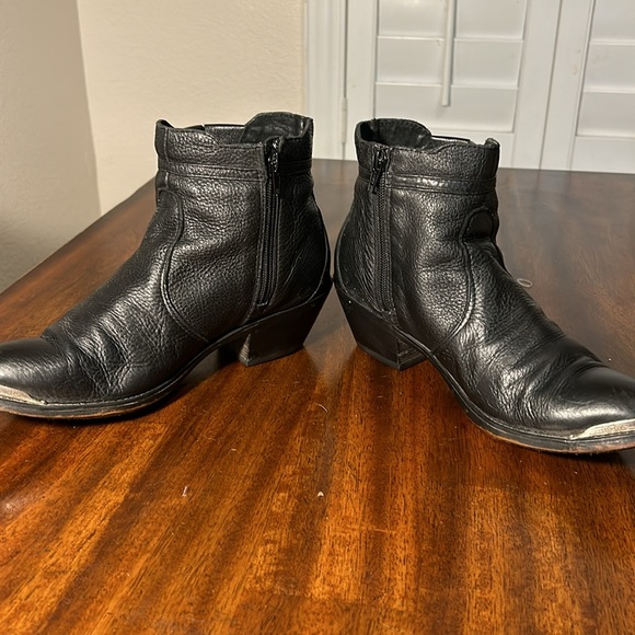 Durango women’s side zip ankle boots. - Picture 3 of 12